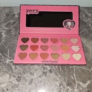Betty Boop x Célavi XOXO Face Color Palette - 18 Shades NWT